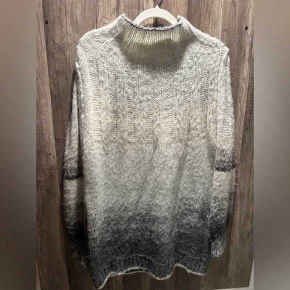 Anthropologie Perri Ombre Mock Neck Tunic Sweater, Gray, Size Small EUC Wool - Picture 2 of 11